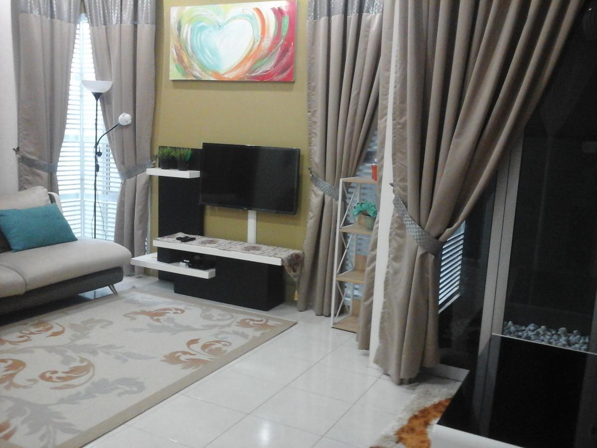 Miker Homestay Seri Iskandar Bagian luar foto